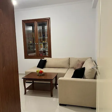 Apartament Daisy Saranda